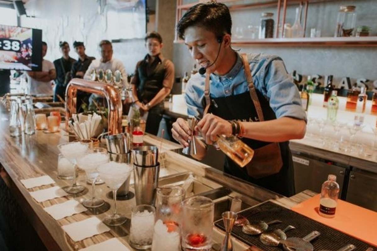 Jakob Manurung of Djournal House awarded Best Bartender at Diageo’s Indonesia World Class Competition 2019